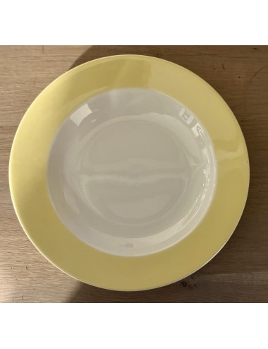 Deep plate / Soup plate / Pasta plate - unmarked - version with a pastel yellow rim of 3.3 cm.