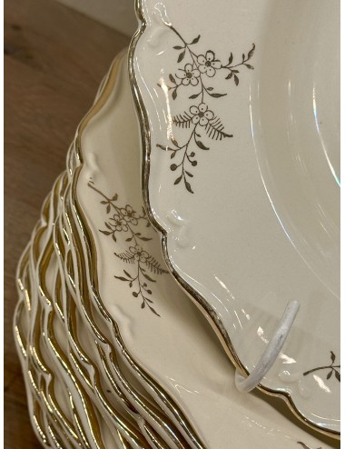 Diep bord / Soepbord / Pastabord - Boch - vorm ONDINE - décor FRANCOISE met goudkleurige versierselen
