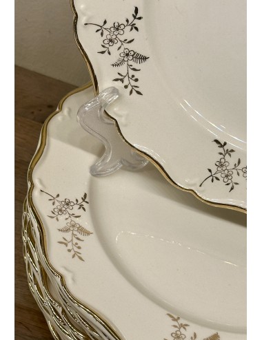 Dinner plate - Boch - shape ONDINE - décor FRANCOISE with gold decorations
