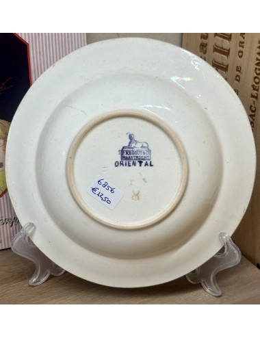 Deep plate / Soup plate / Pasta plate - Petrus Regout - décor ORIENTAL executed in old purple