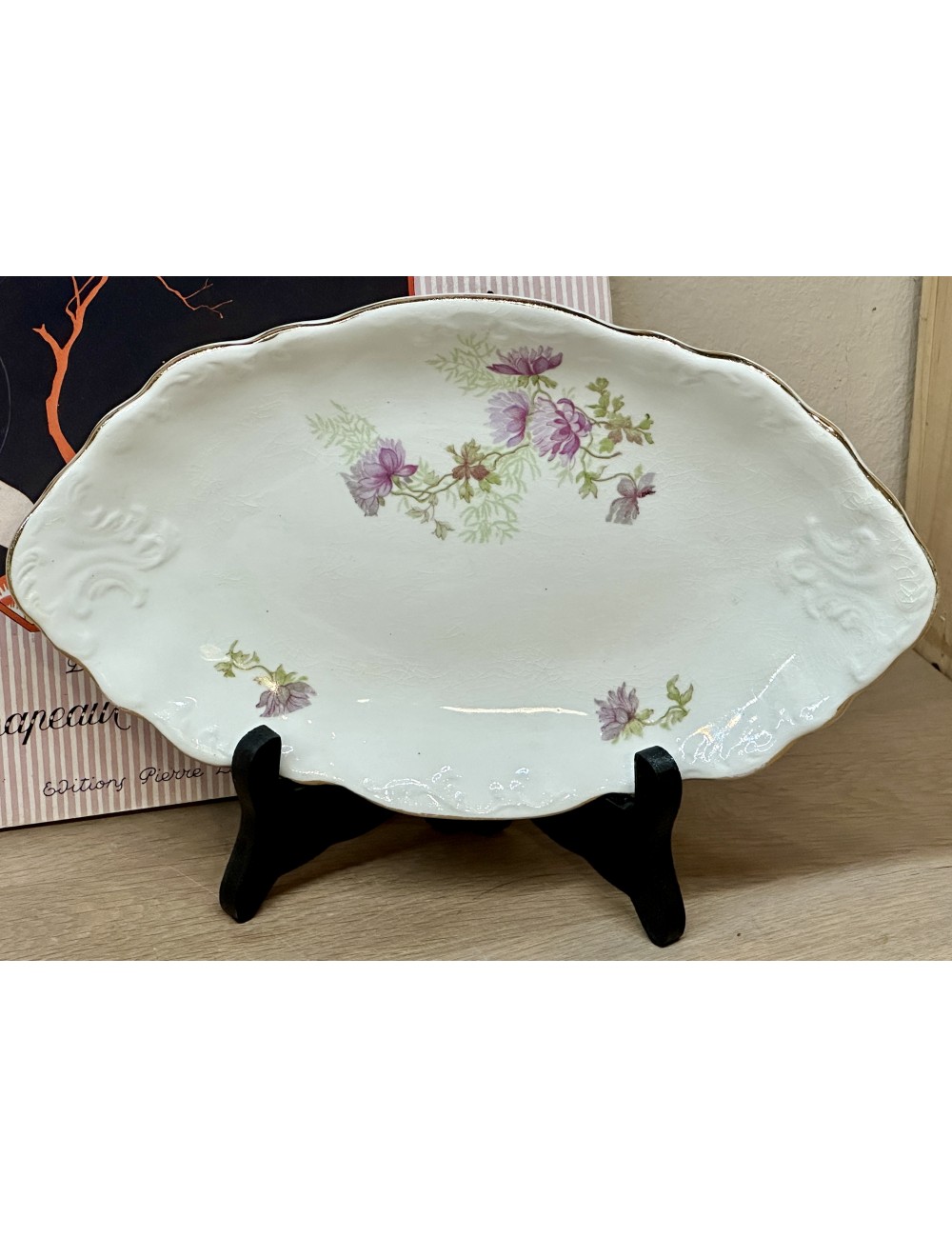 Sour dish / Ravier - Petrus Regout - décor of pink/lilac flowers - model WILHELMINA