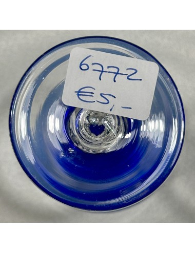 Likeurgaasje - getorst/gedraaide steel in blank glas met blauwe kelk