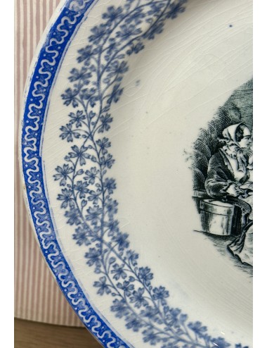 Plate / Decorative plate - unmarked (probably Boch) - décor LES VOYAGES EN CHEMIN DE FER/DEUXIEME CLASSE