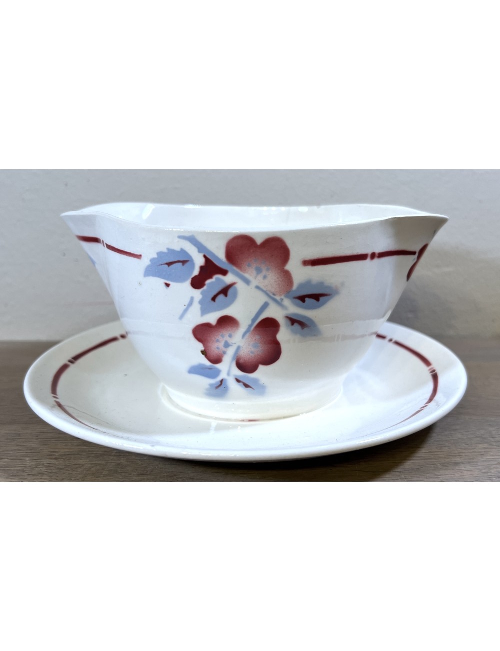 Gravy / Sauce Bowl - St. Amand Ceranord - décor with purple colored flowers and leaves