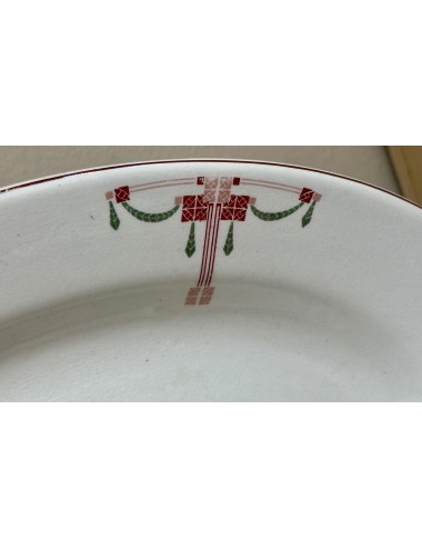 Plate - flat, oval, model - Petrus Regout - décor 878 uigevoerd in red, pink and green with red / brown fillet border
