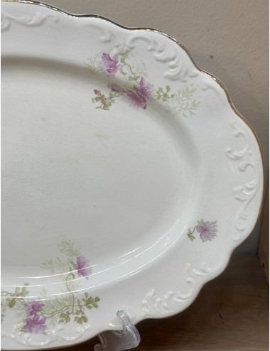 Plate - flat, oval, larger model - Petrus Regout - model WILHELMINA - décor 272 with lilac flowers