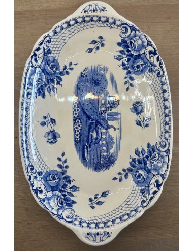 Bread bowl - Societe Ceramique Maestricht - décor PEACOCK executed in blue