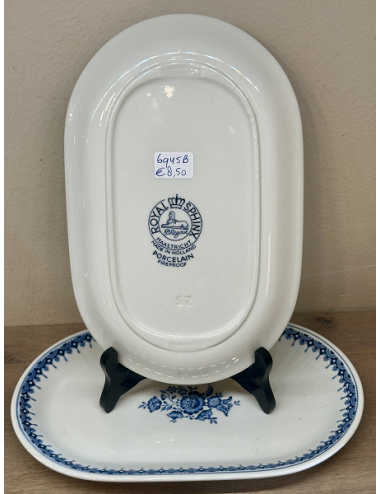 Plate - flat, oval, smaller model - Royal Sphinx Porcelain - service CARILLON - décor ORIENTA in blue