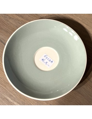 Underdish / Saucer - Villeroy & Boch - executed in green pastel color