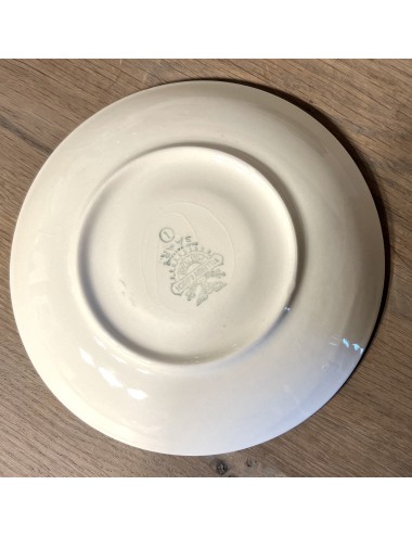 Underdish / Saucer - Villeroy & Boch - executed in green pastel color