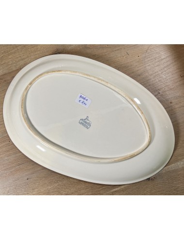 Plate - flat, egg-shaped model - Petrus Regout - décor with celadon/gray-blue rim