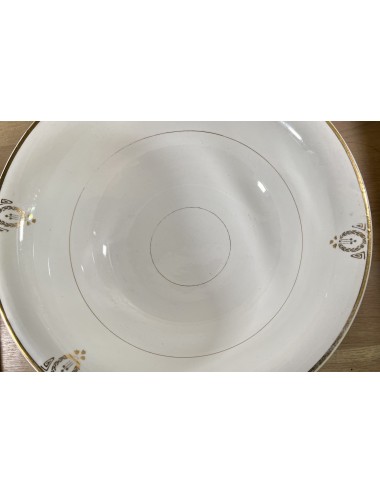Salad bowl / Potato dish / Beater bowl - Societe Ceramique Maestricht - décor with gold lines and laurel wreaths