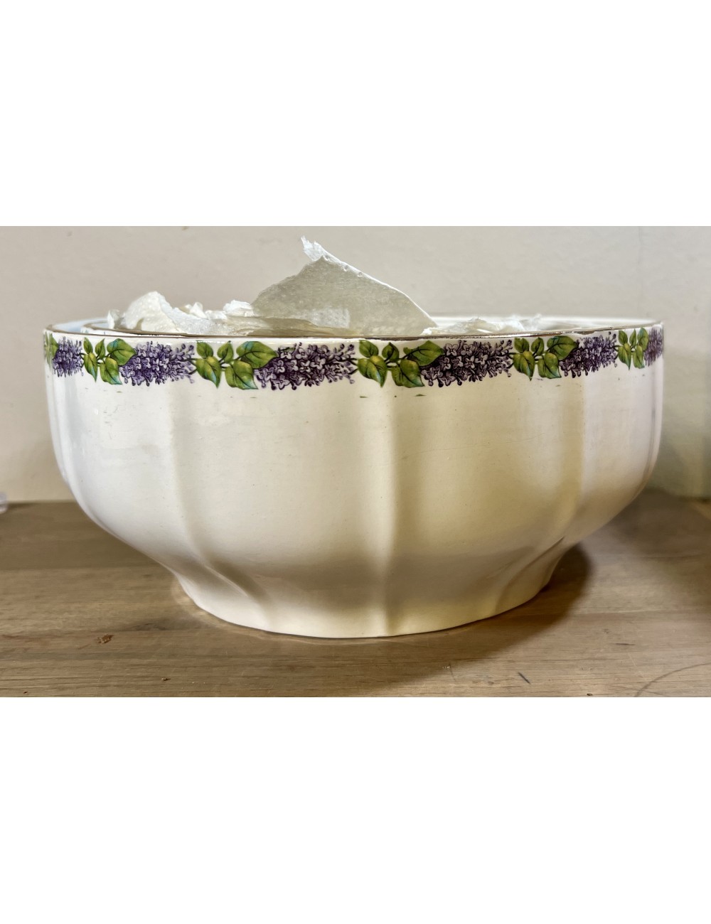 Nestschalen set – Boch – decor van paarse sering en groene blaadjes rand
