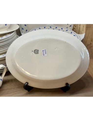 Plate - flat, oval, model - Boch - décor with double dots/double dot/double pois executed in blue