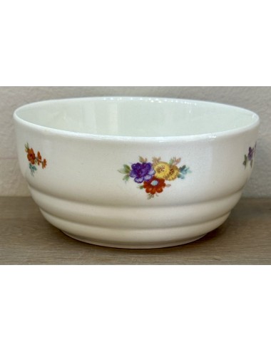 Nesting bowl - small model - Petrus Regout - model BOUDEWIJN with décor of multicolored flowers (PIOENROOS)