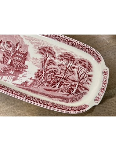 Cake dish / Cake plate - Royal Sphinx/Regout - décor OLD ENGLAND - CAMBRIDGE executed in red