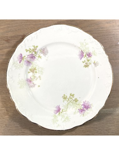 Breakfast plate / Dessert plate - Petrus Regout - model WILHELMINA - décor 272 with lilac flowers