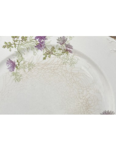 Dinner plate - Petrus Regout - model WILHELMINA - décor 272 with lilac flowers