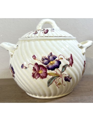 Sugar bowl - Societe Ceramique Maestricht - décor with purple/violet violets and fluted appearance