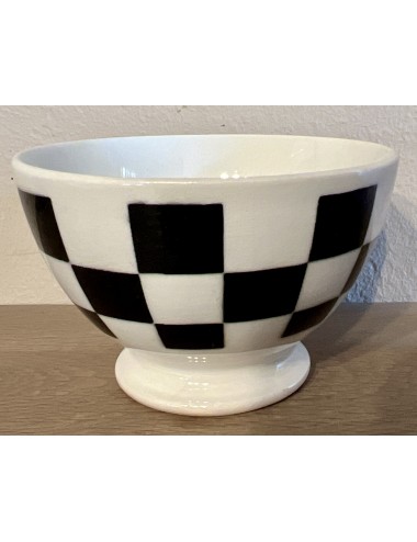 Rinse bowl / Bowl - B.F.K. (Boch Frères Keramis) - décor DAMIERS with black executed diamonds