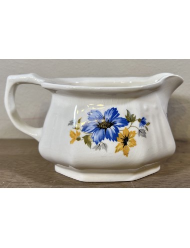 Melkkan - rechthoekig model - Societe Ceramique Maestricht - décor met blauw/gele (koren)bloemen