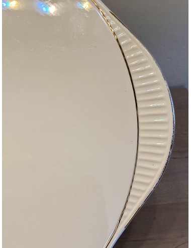 Vlaaischaal / Taartschaal / Tortenplatte / Kuchenplatte - op bolpootjes en met oren - Grünstadt Keramik - gebroken wit met een g
