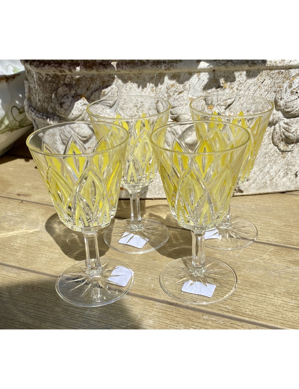 Glas op voet - VMC Reims (Verreries Mècaniques Champenoises) - Harlequin in geel