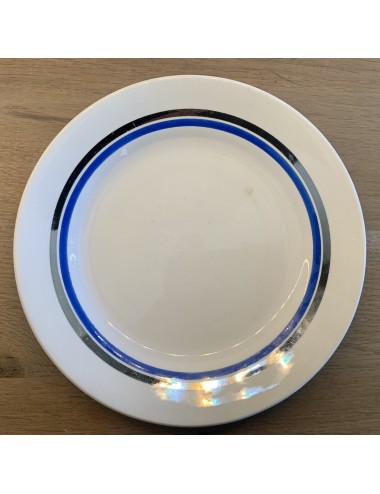 Ontbijtbord - St. Ghislain - décor met zilver/blauwe lijn